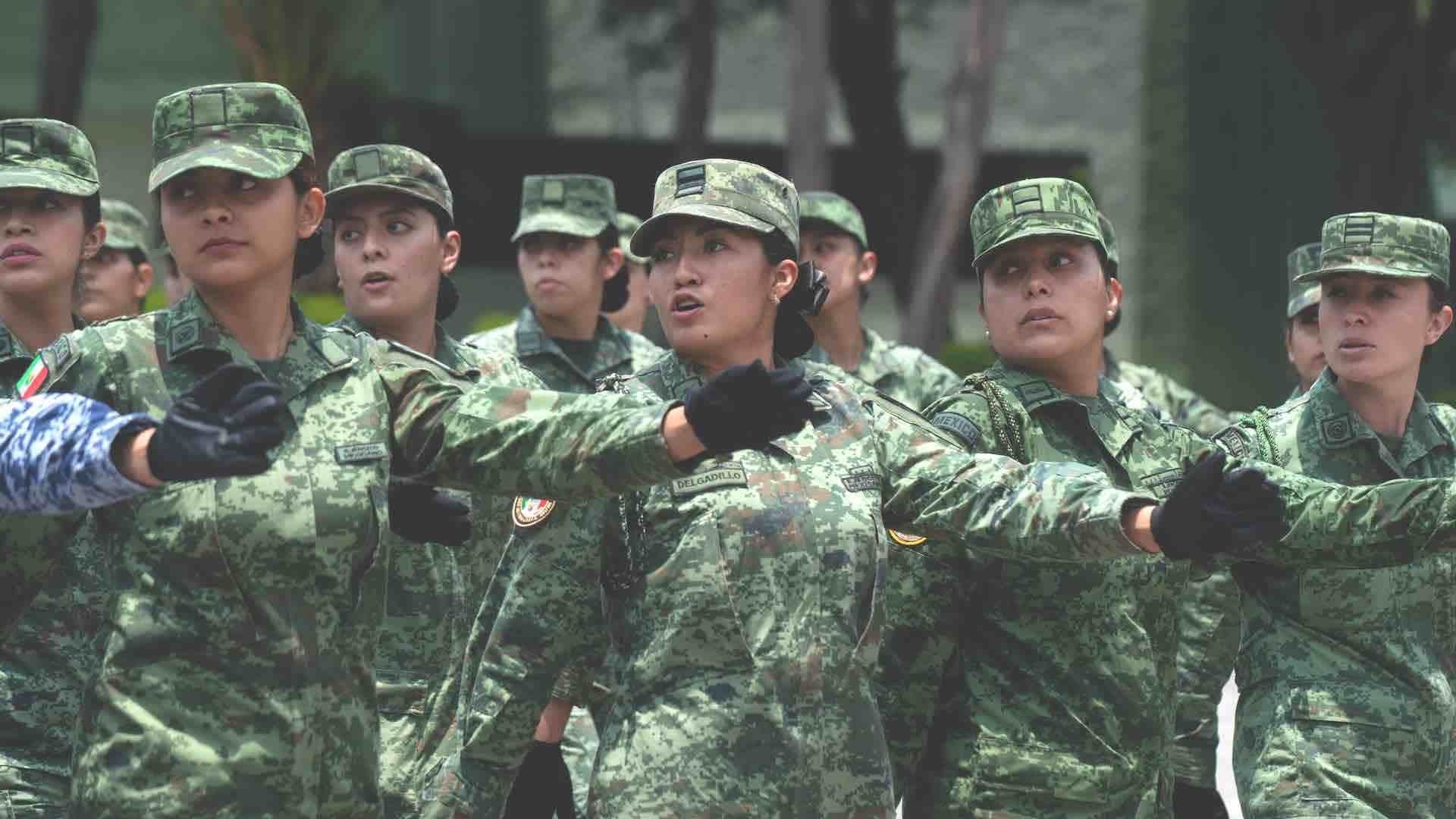 El ejército mexicano acepta personas con tatuajes, pero éstos deben cumplir ciertas especificaciones