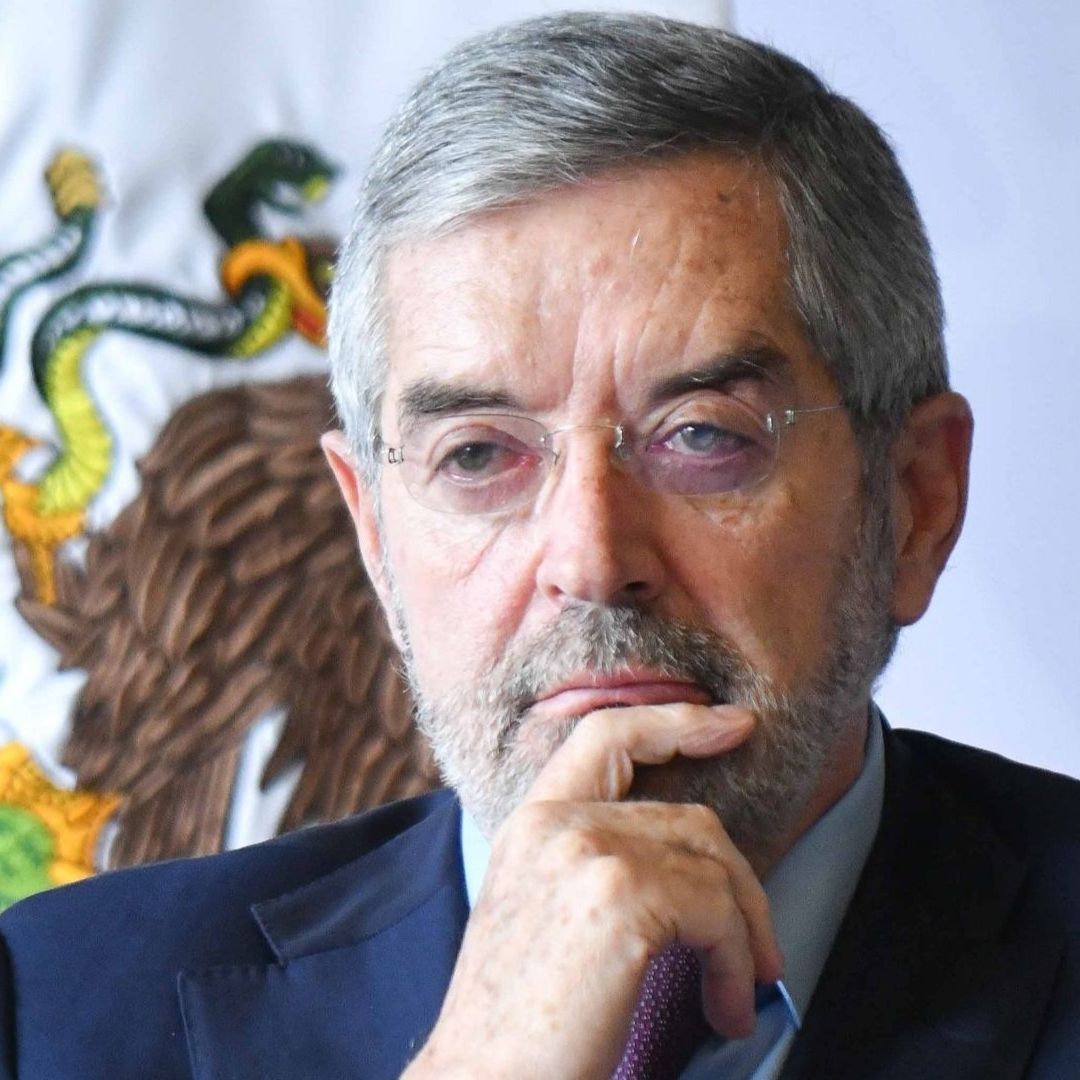 Juan Ramón de la Fuente Solicita Licencia Temporal a la SRE para Atender Tema Médico