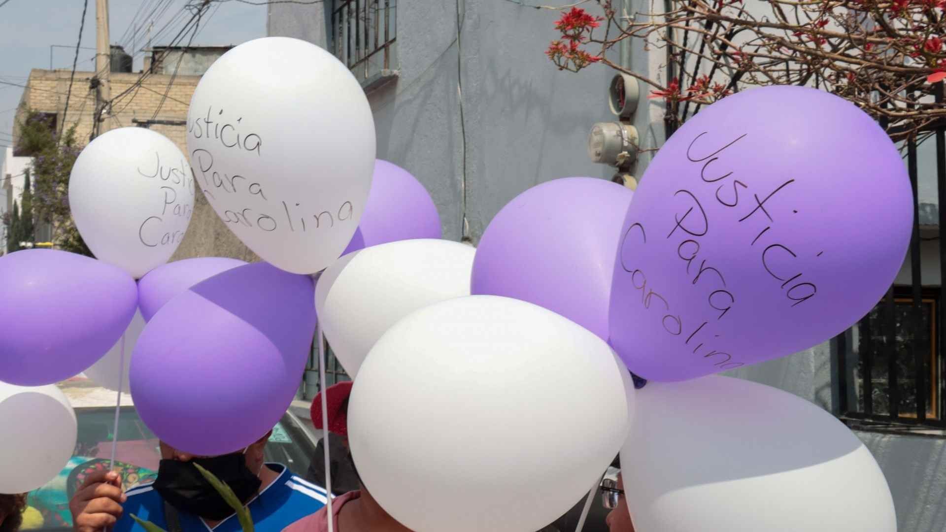 Familiares y amigos exigen justicia por Carolina Islas