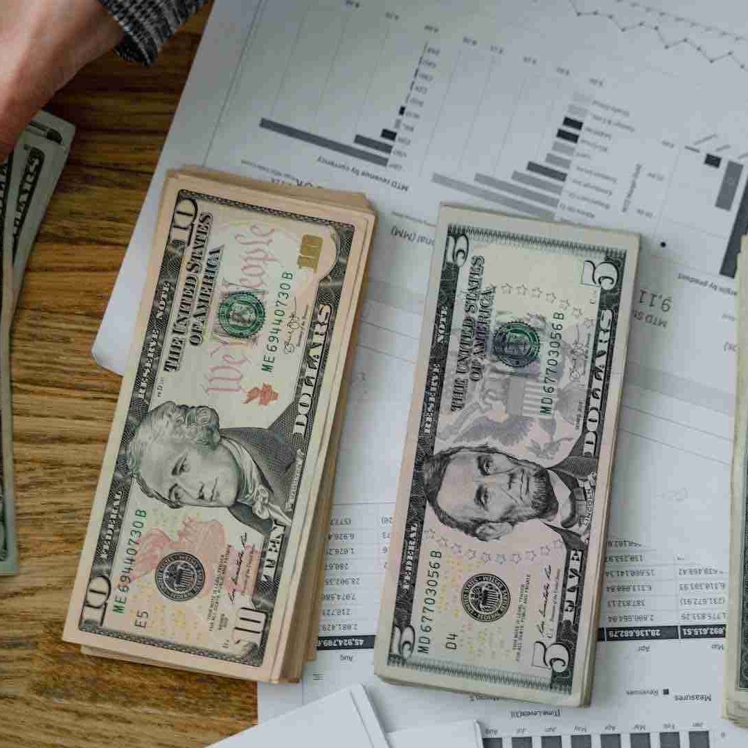 El dólar de 1804 es una moneda con un valor facial de un dólar estadounidense acuñada por la Casa de Moneda de los Estados Unidos