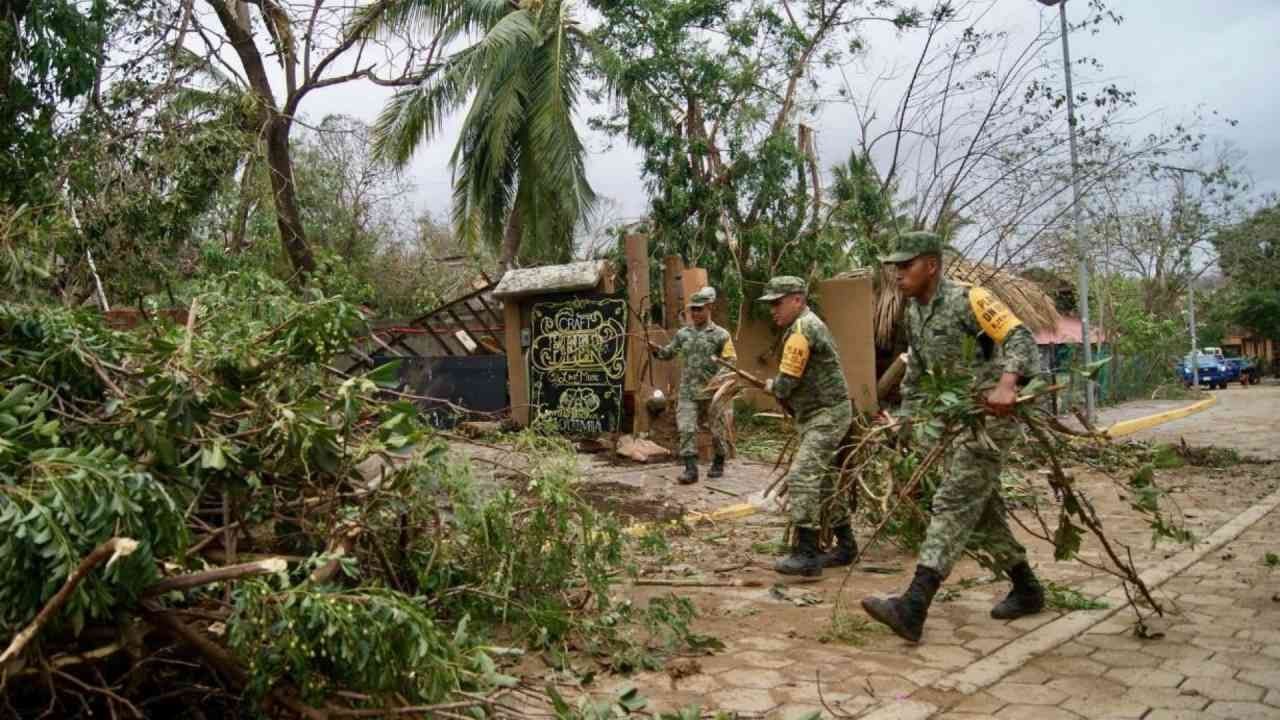 Exalcaldes de Oaxaca desviaron recursos para daños por huracán Agatha