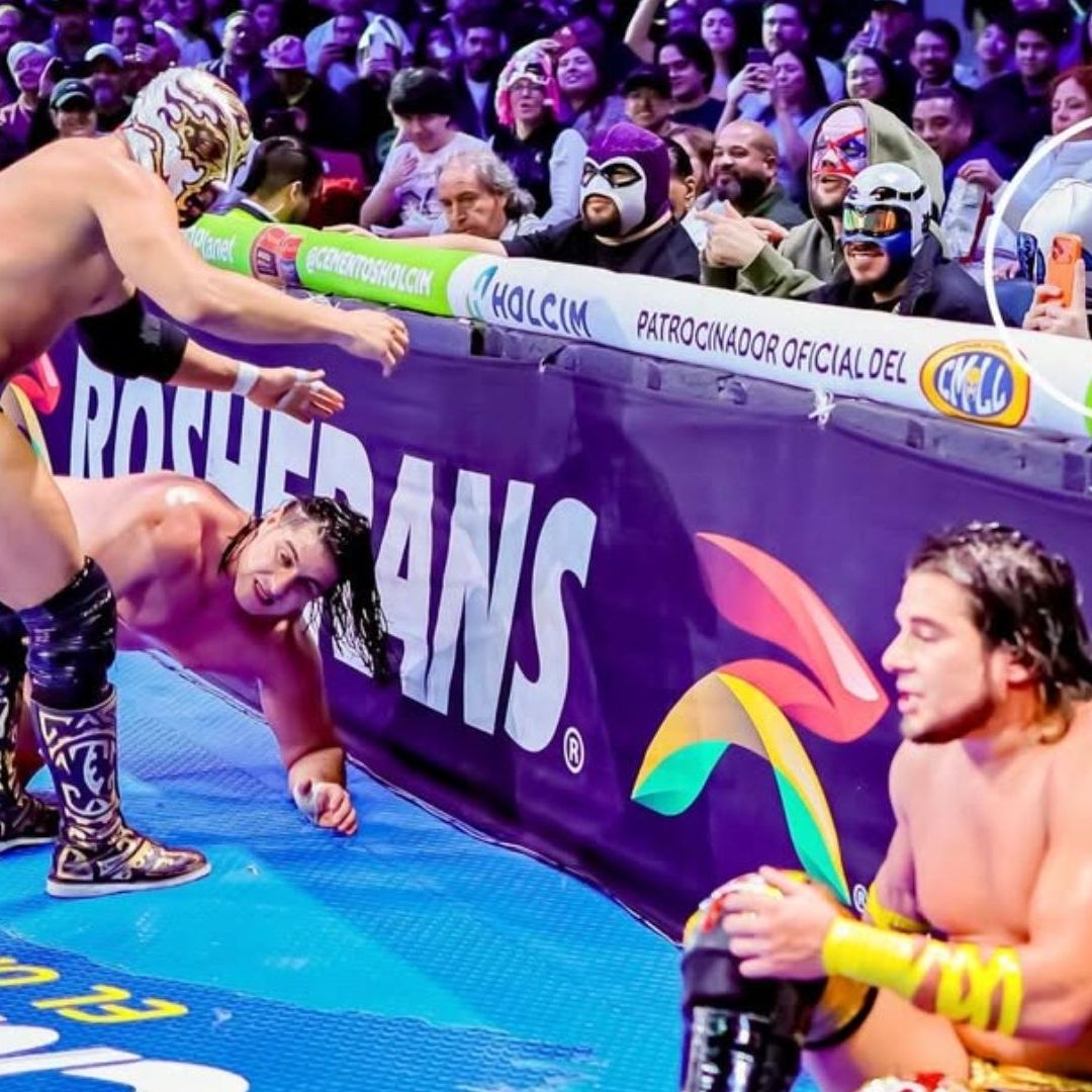 Bad Bunny Va a las Luchas en la Arena México; Se Pone la de Místico .