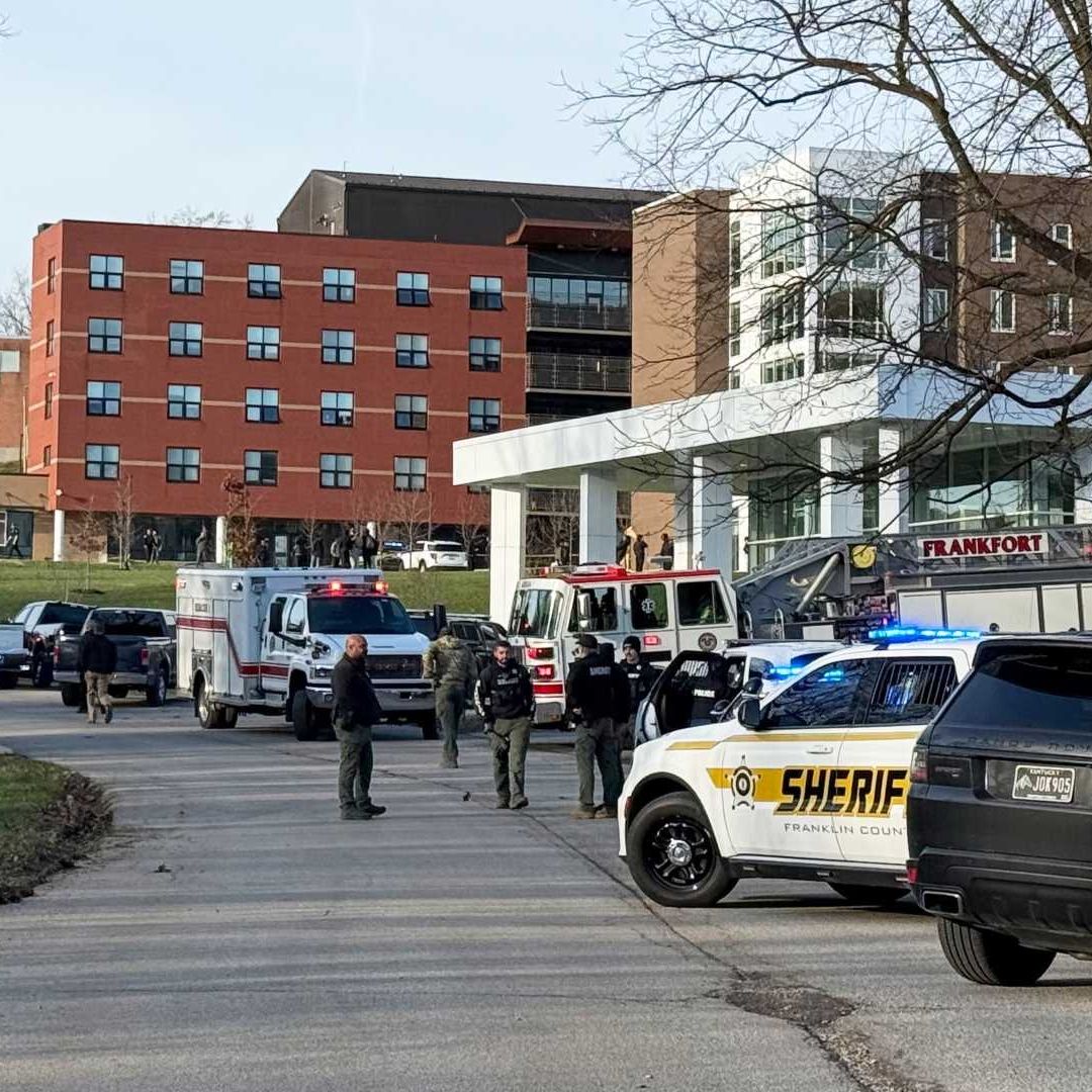 Tiroteo en Universidad de Kentucky, en EUA, Deja al Menos 1 Muerto; Detienen a Presunto Agresor