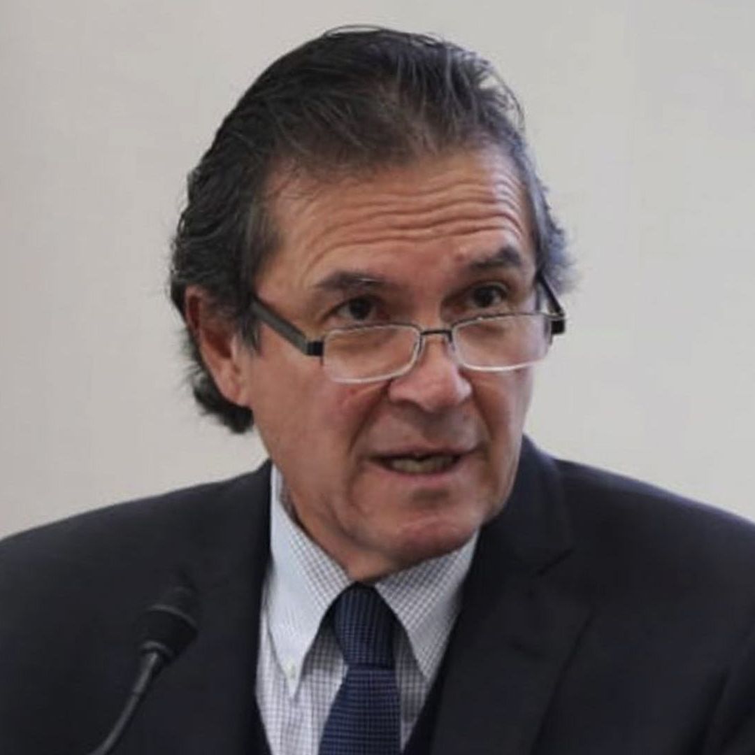 AMLO dijo que Edmundo Jacobo seguirá de porfirito en el INE