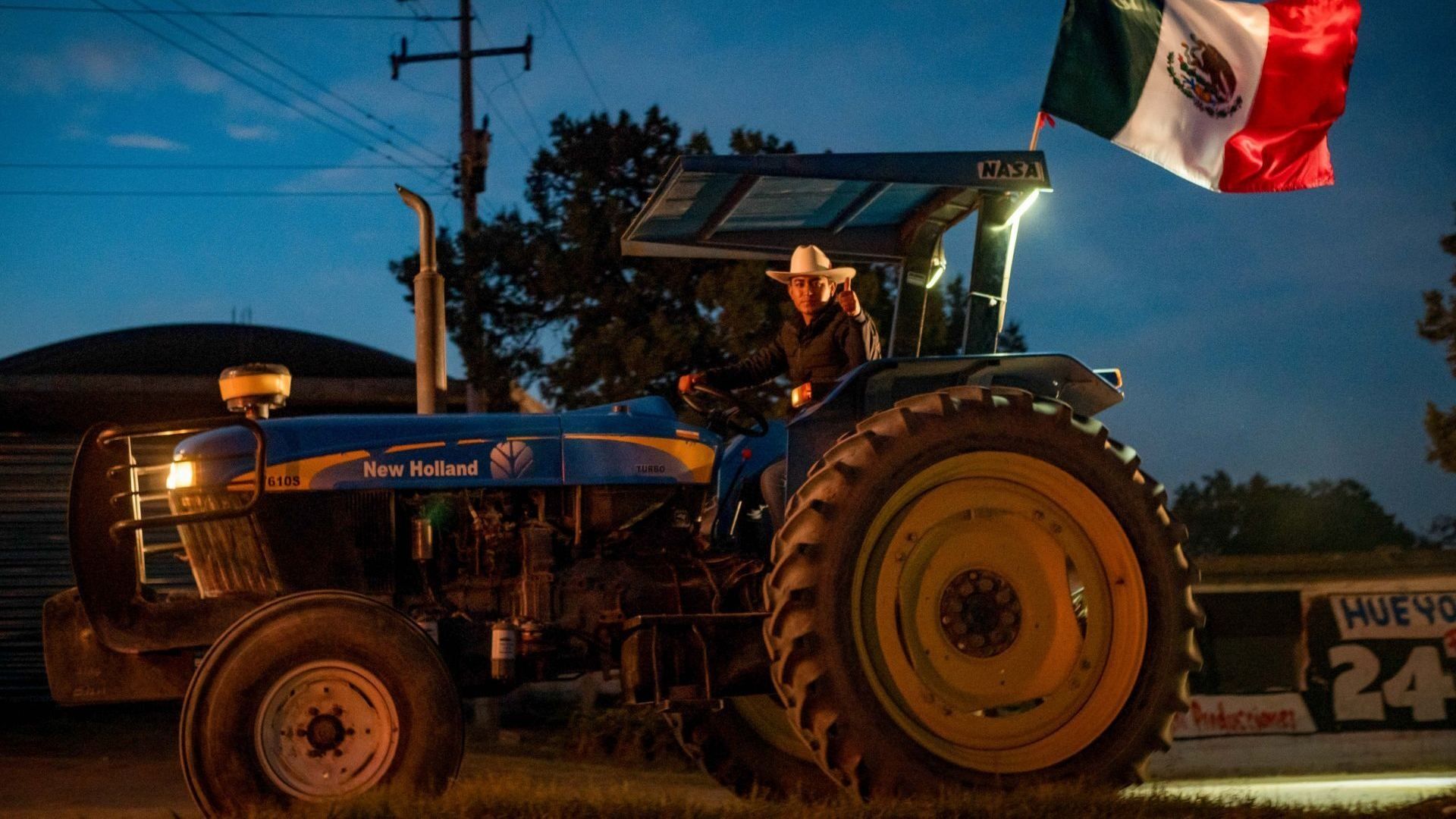 Agricultores Amagan con Más Caravanas en Estados Mañana y Sitiar Festejo 4T en Zócalo CDMX