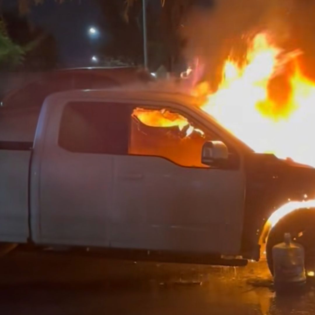 Incendio camioneta