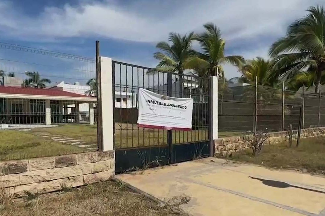 Autoridades de Nayarit aseguraron más de 50 bienes al exgobernador Ney González