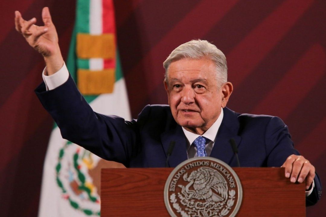El presidente Andrés Manuel López Obrador presenta su mañanera desde Palacio Nacional