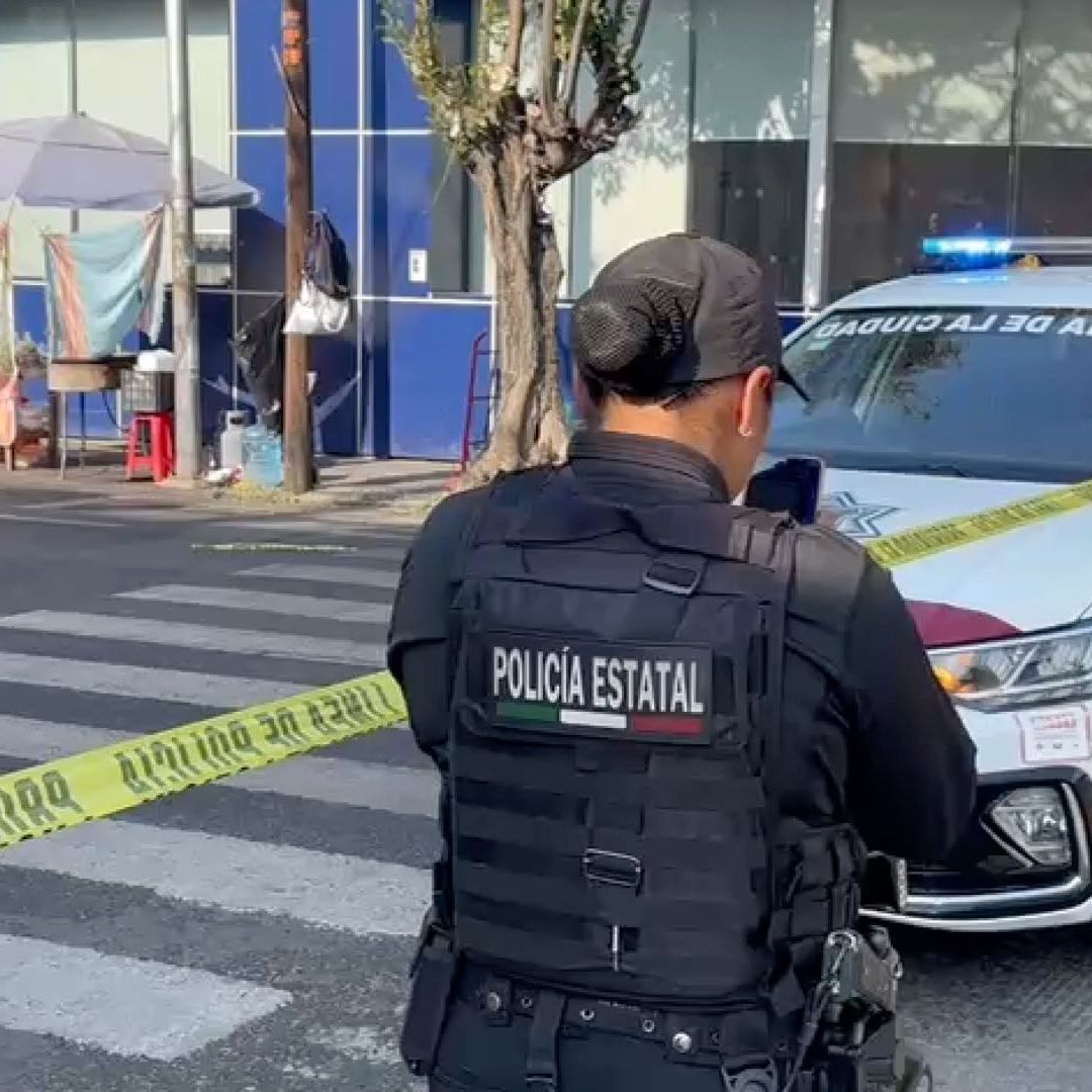 Policías por Presunto Artefacto Explosivo en Banco BBVA de 25 Poniente y 3 Sur en Puebla