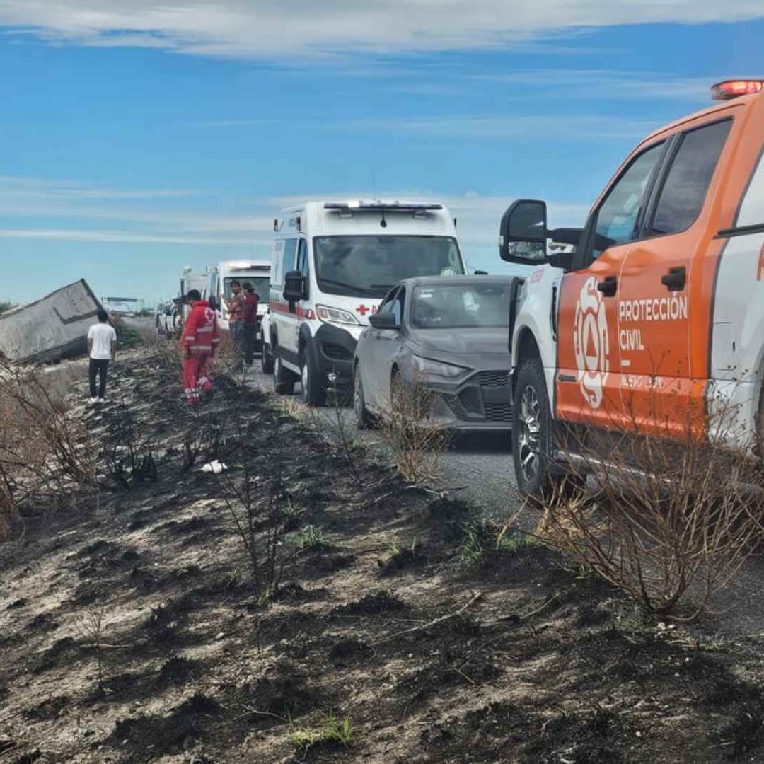 Protección Civil en área de choque