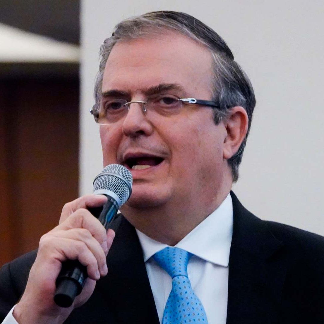El secretario de Relaciones Exteriores, Marcelo Ebrard, viajó a Washington para reunirse con los cónsules de México en EUA para debatir sobre el fentanilo