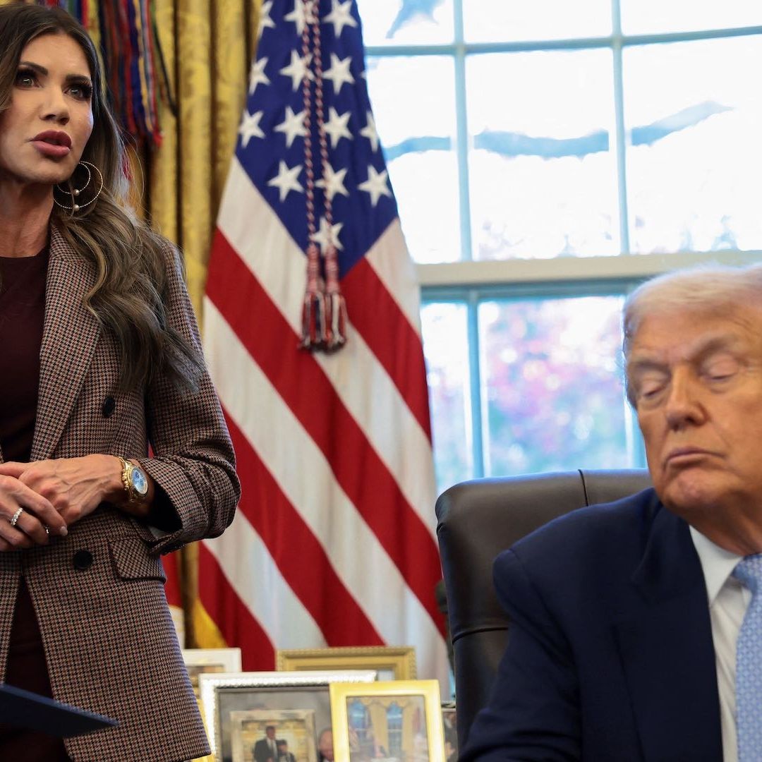 Kristi Noem pide a Trump prohibir viajes desde países que envían ‘asesinos’