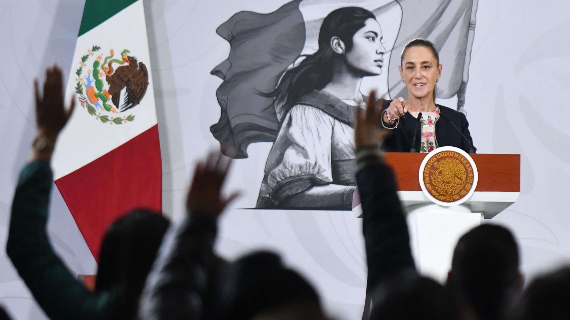 Claudia Sheinbaum, presidenta de México, en la conferencia mañanera del 4 de diciembre 2025
