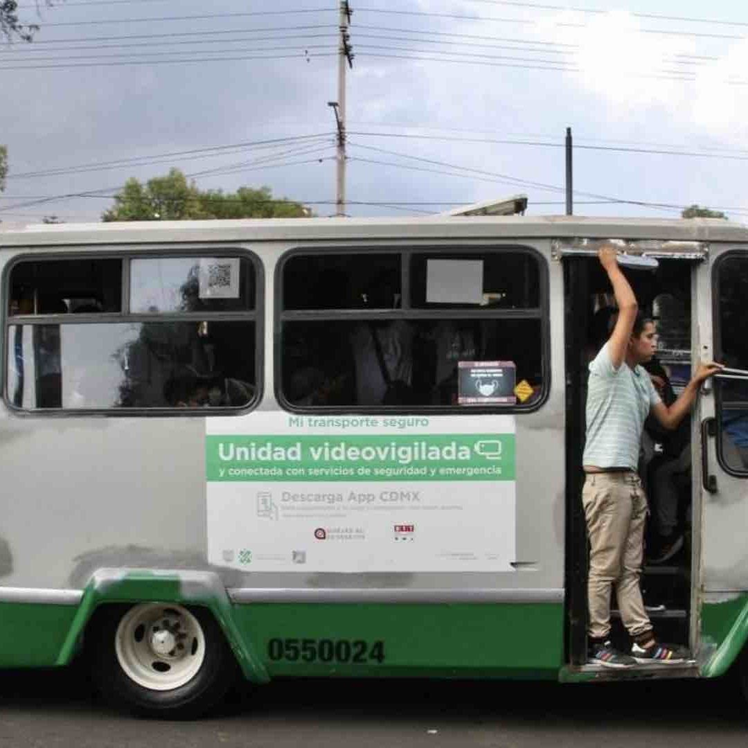 El cambio de camiones de microbús será gradual y sólo en algunas rutas
