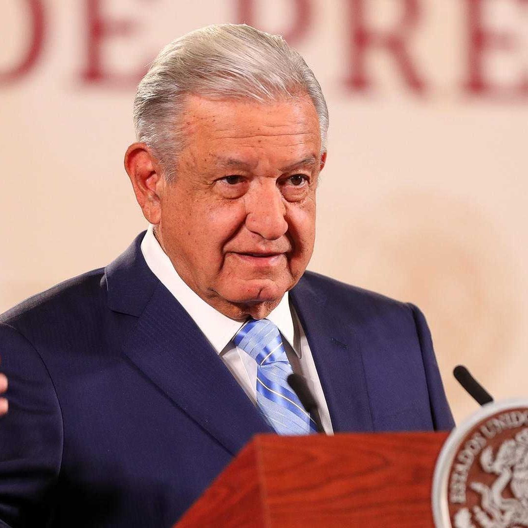 El presidente Andrés Manuel López Obrador presenta su mañanera desde Palacio Nacional