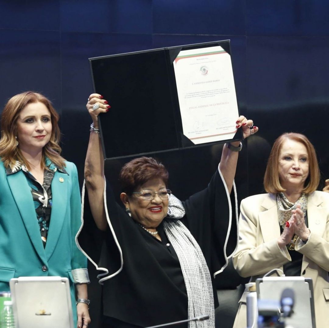 Ernestina Godoy levanta su constancia como nueva titular de la FGR, en el Senado