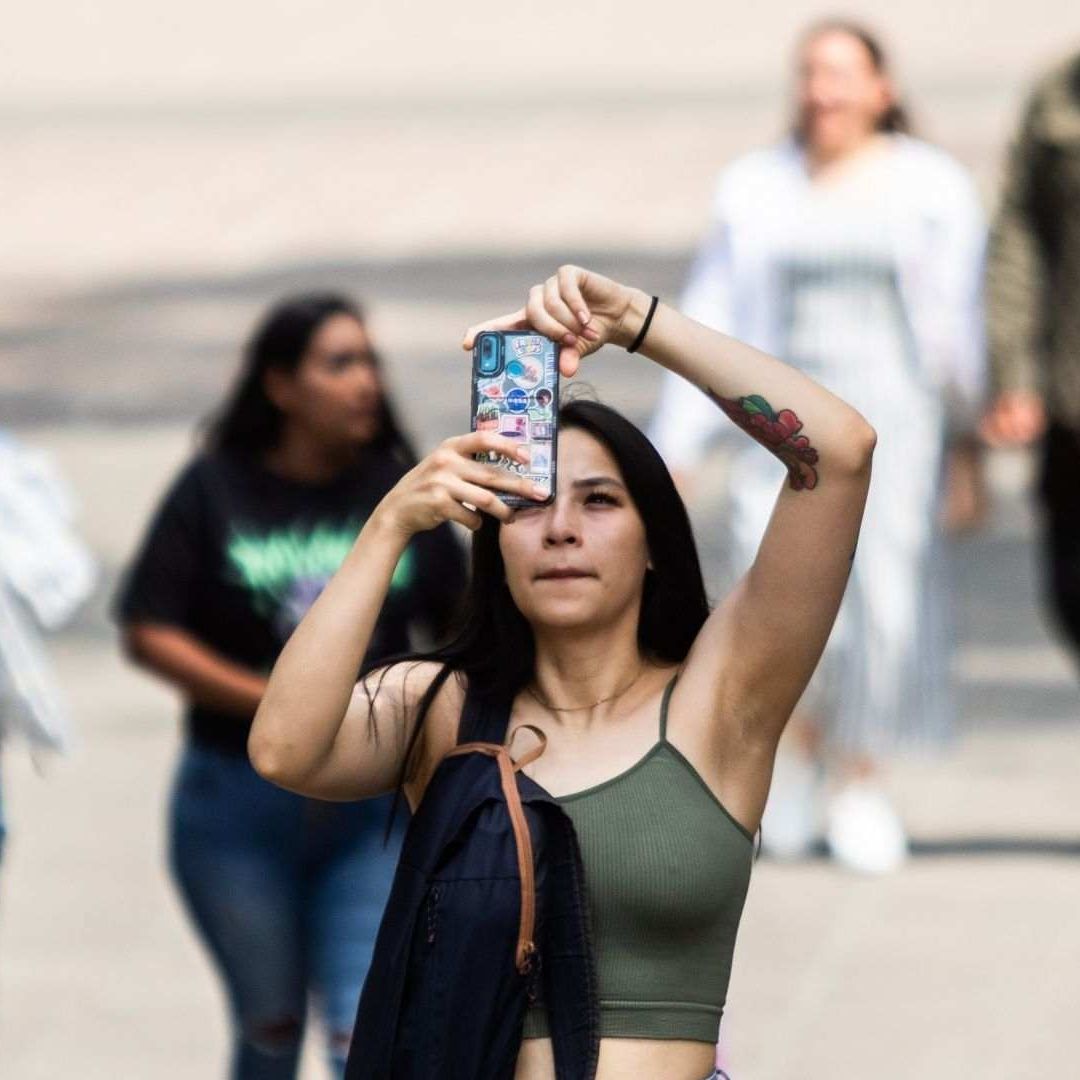 ¿Qué son los rayos UV y cómo afectan tu piel?