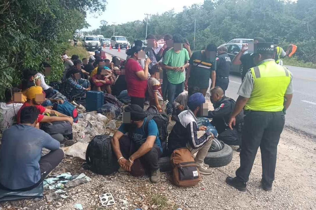 Rescatan a 51 Migrantes de India en Quintana Roo