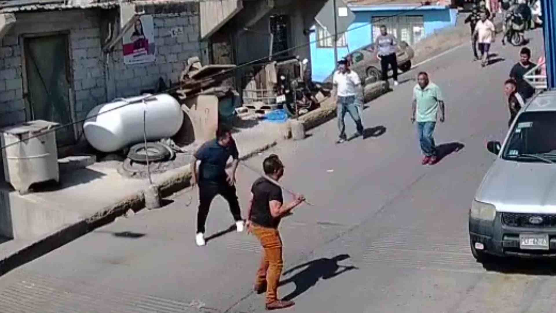 Ecatepec: Riña termina en balacera; hay un muerte y dos lesionados