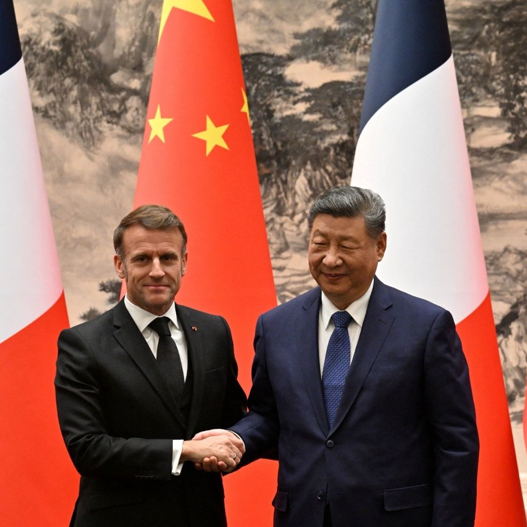 Macron Insta a Xi a Trabajar Más por Fin de Guerra en Ucrania; China Espera Acuerdo Justo.