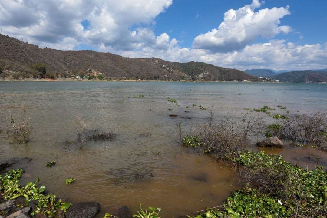 Lluvia no sube niveles en las presas del Cutzamala