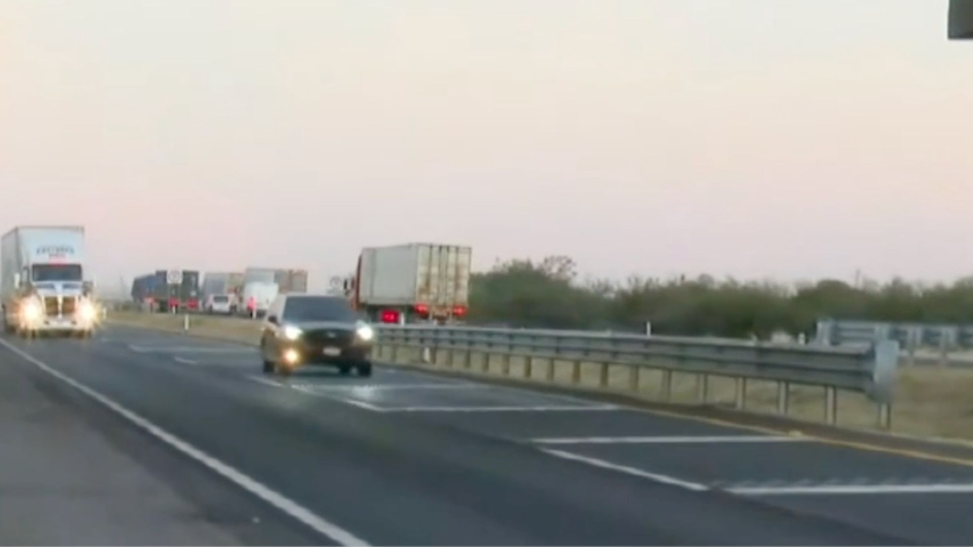 Bloqueos Hoy: Campesinos de Guanajuato Liberan Carreteras Estatales 4 de Diciembre. Foto: N+