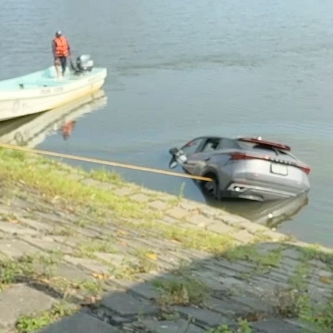 Camioneta Cae a Río en Playa de Vacas Veracruz Este fue el Motivo