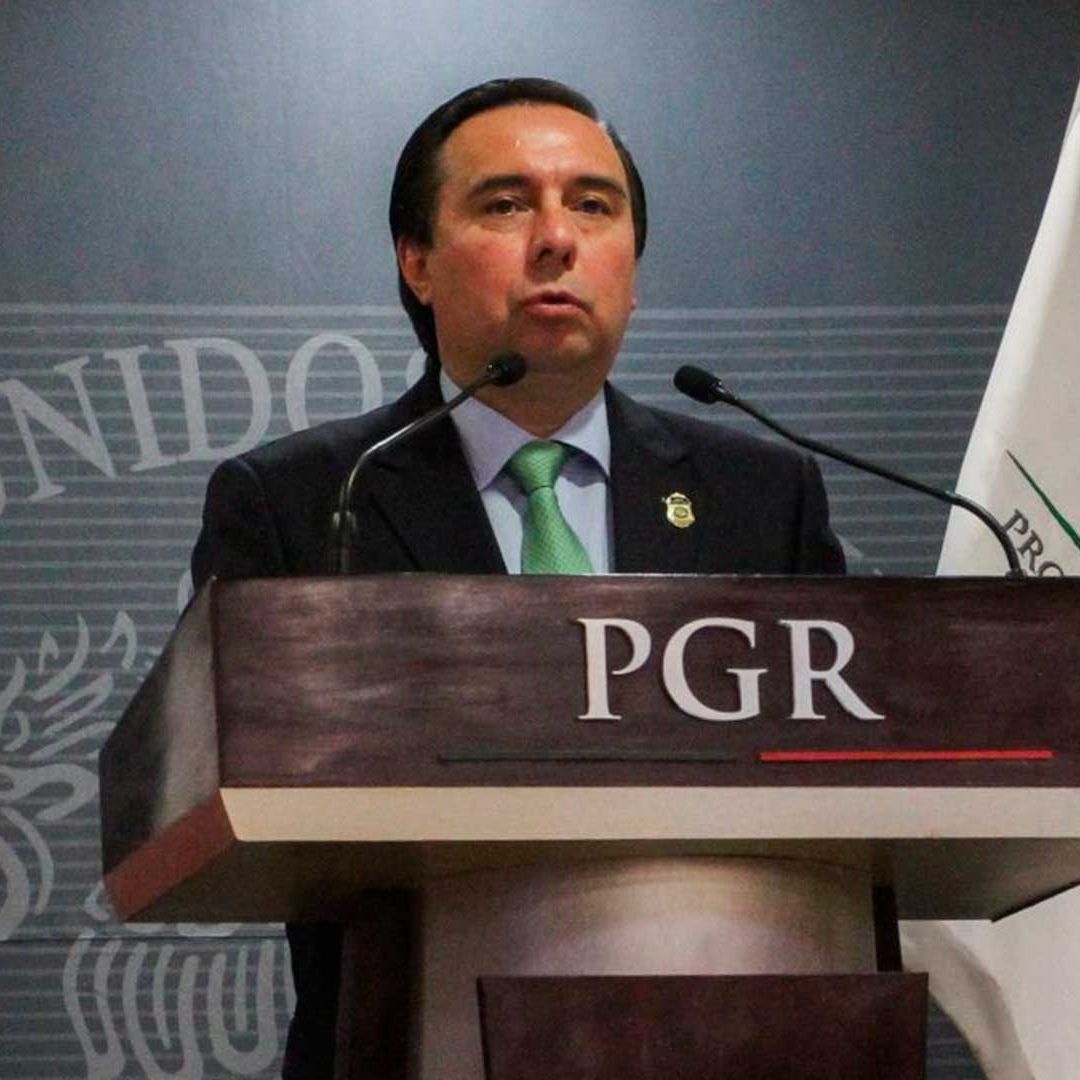 Un Tribunal confirmó la negativa de amparo al ex director de la Agencia de Investigación Criminal, Tomás Zerón de Lucio, por el caso Ayotzinapa