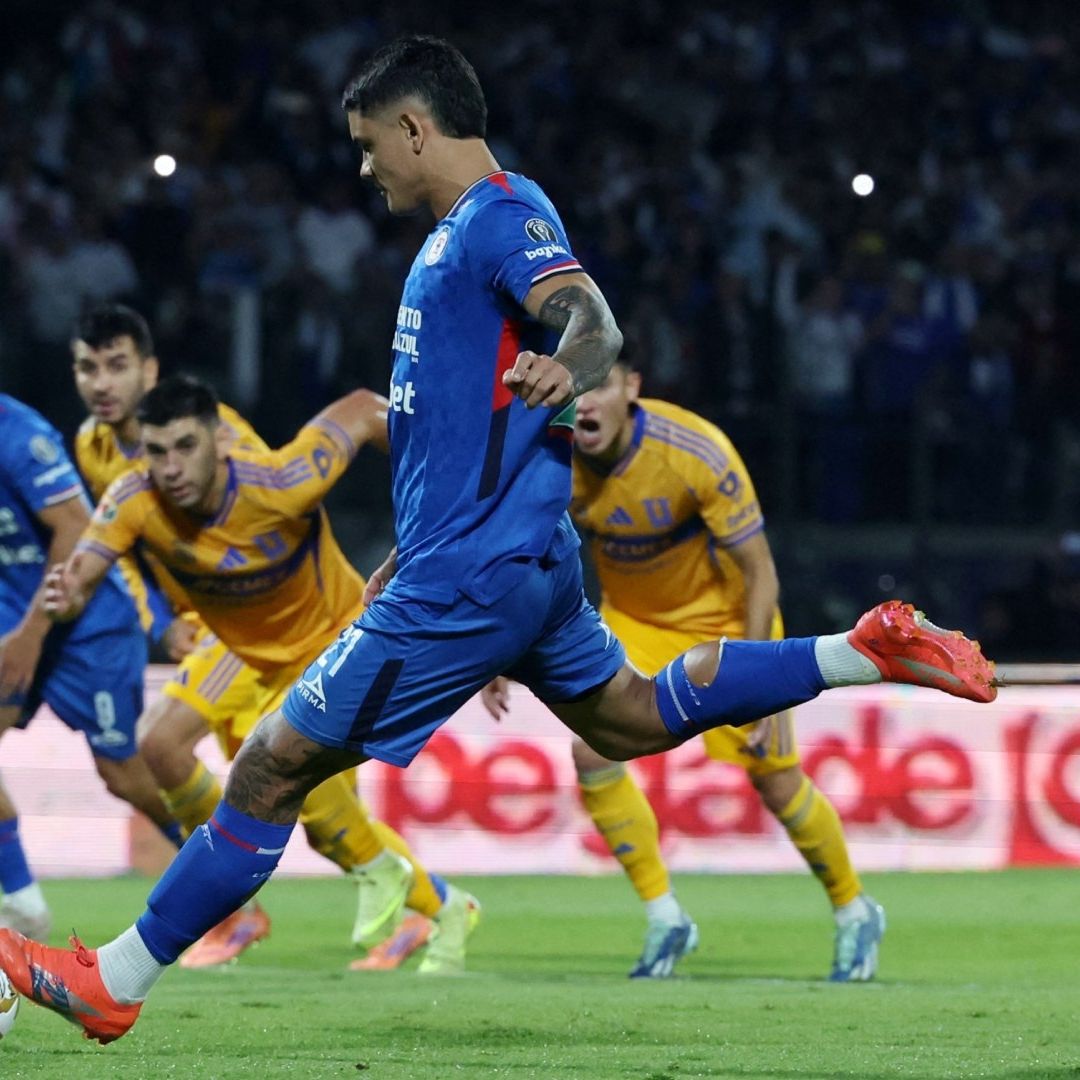 Gabriel “Toro” Fernández anotó el gol del empate en la ida de semifinales entre Cruz Azul y Tigres