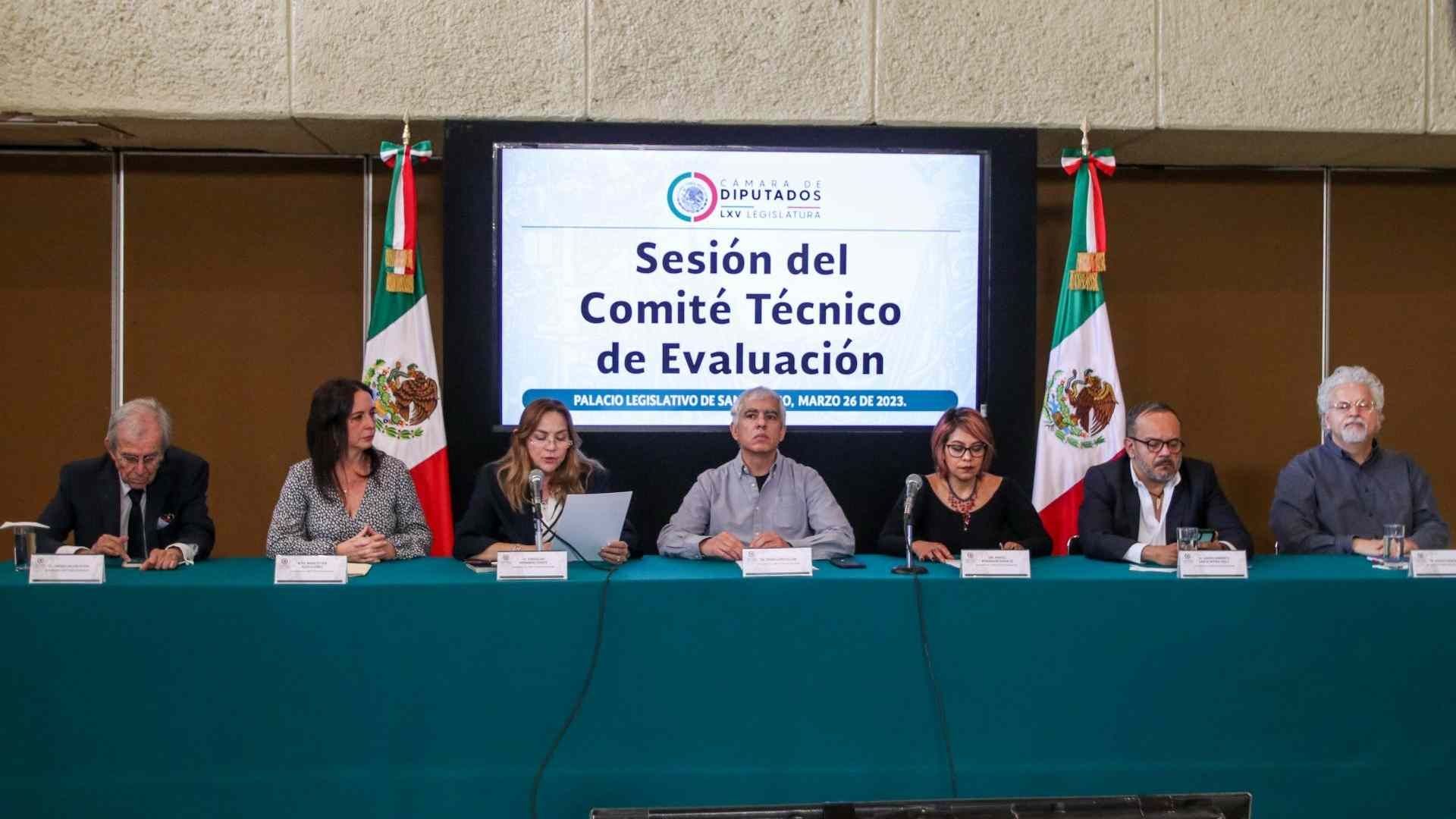 Integrantes del Comité Técnico de Evaluación entregan cuatro quintetas para consejeros del INE
