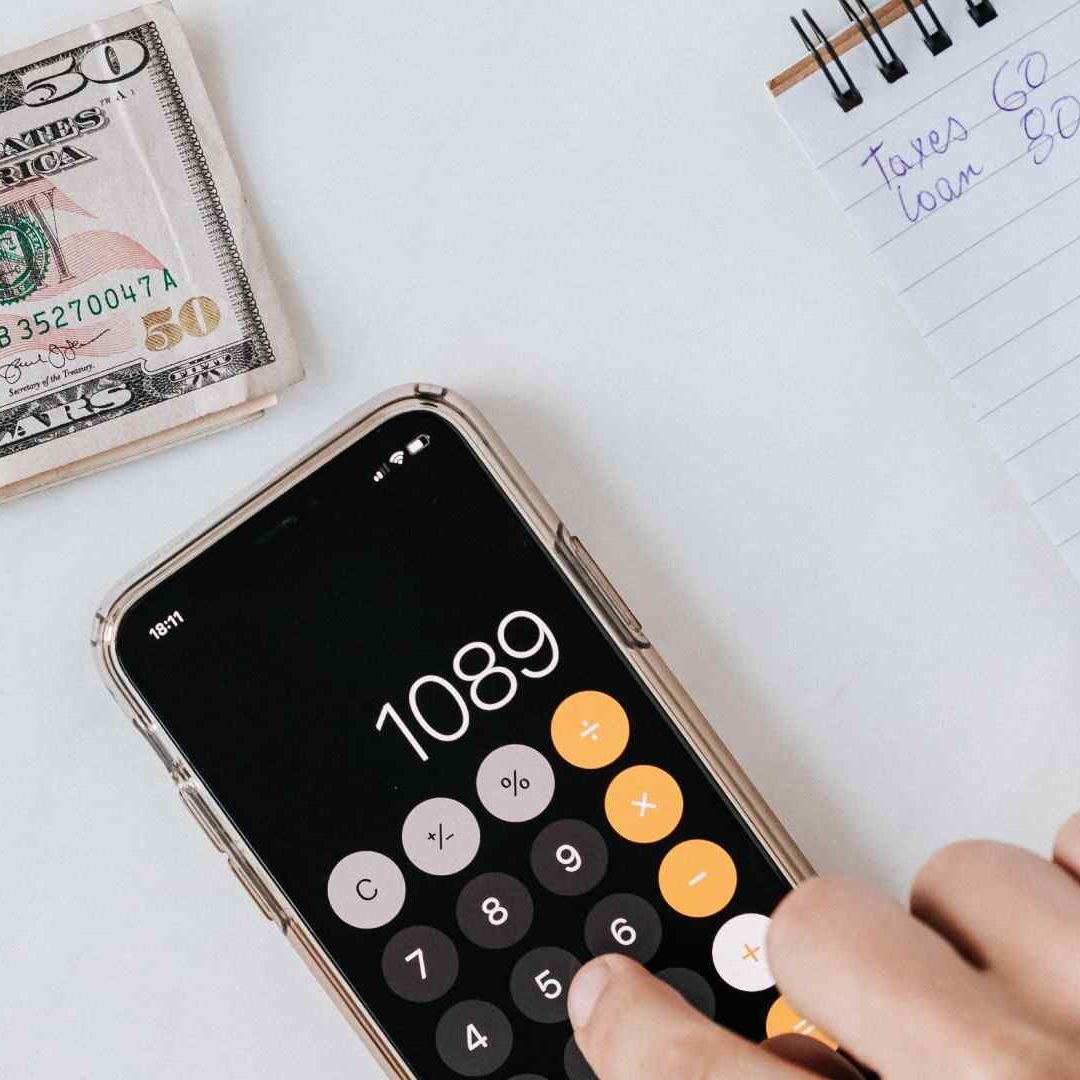 Revisa cuánto cuesta el dólar hoy 27 de marzo de 2023 en México.