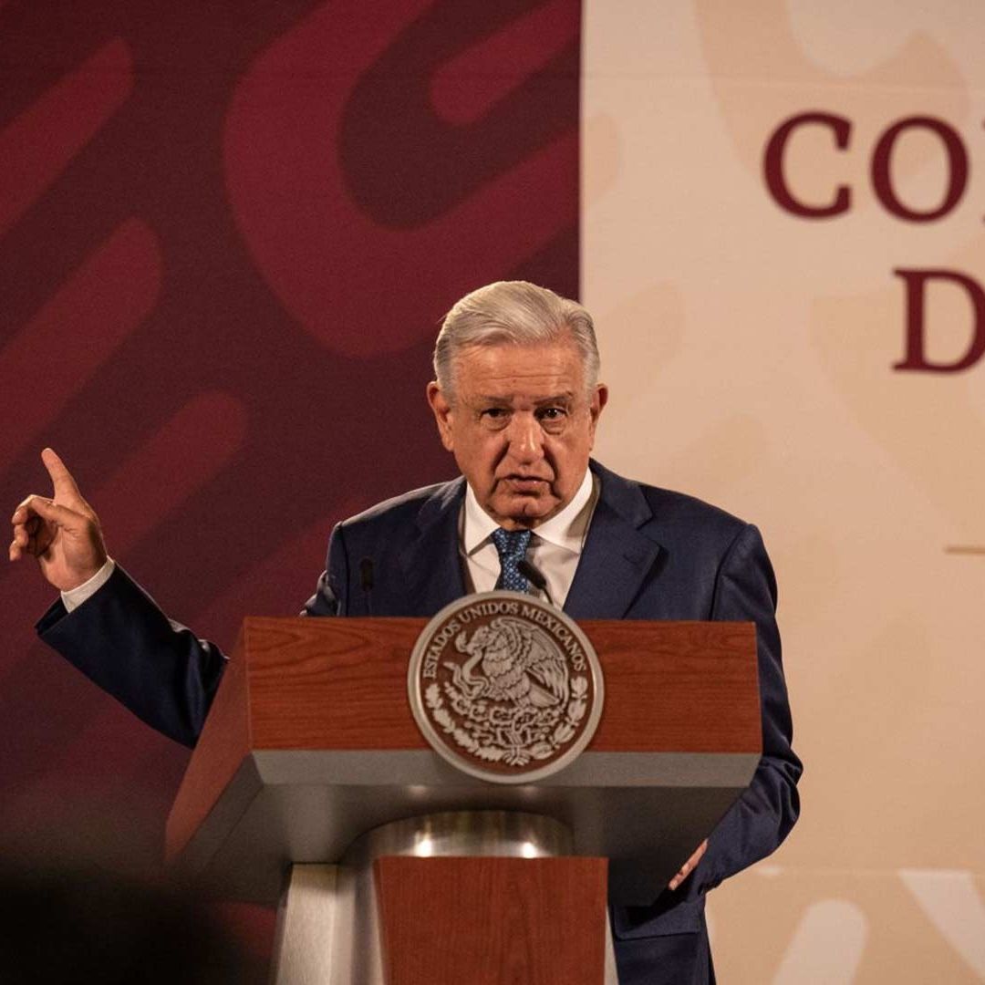 AMLO en rueda de prensa matutina en Palacio Nacional el 27 de marzo de 2023