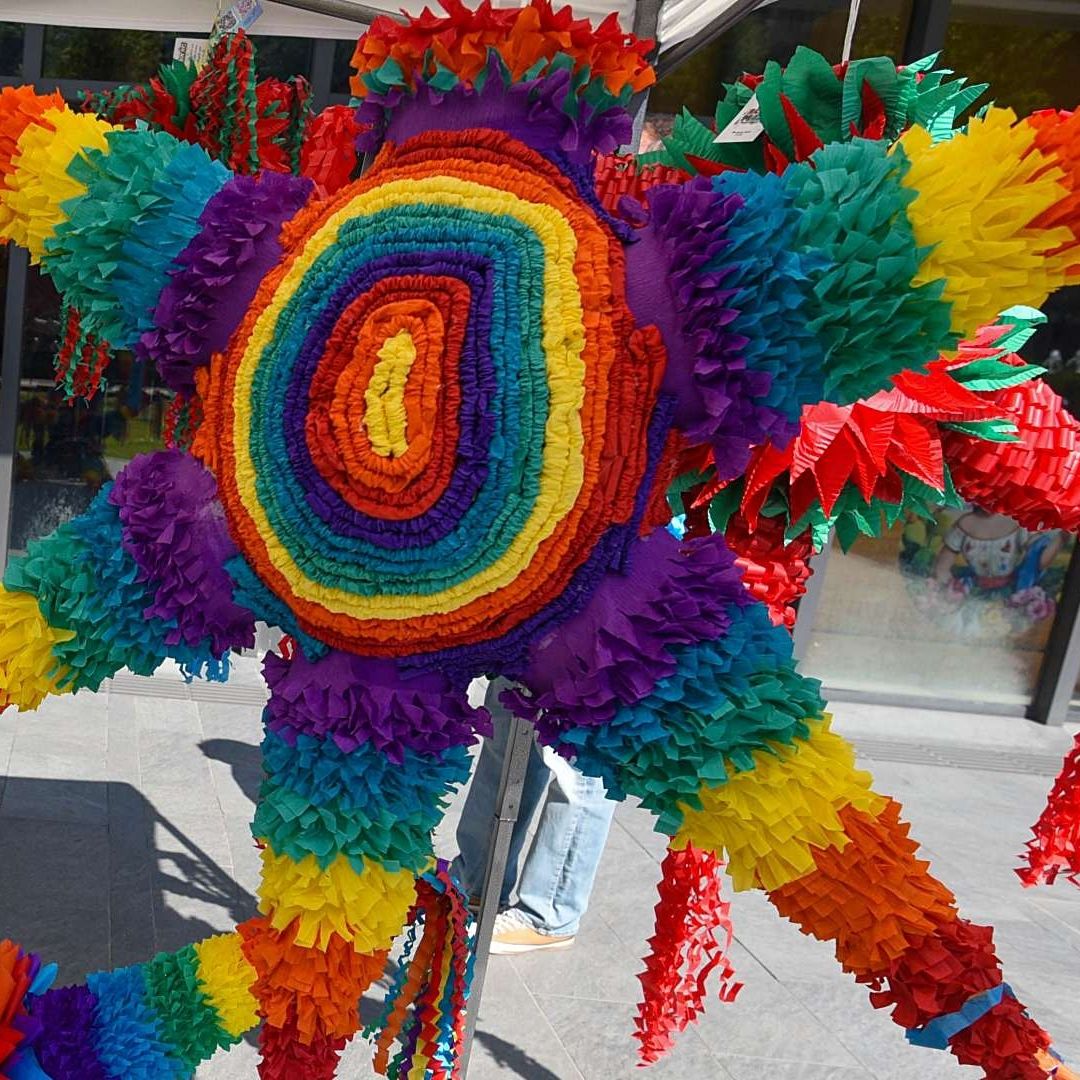 Piñatas realizadas por artesanos en el Estado de México en noviembre 2025. Foto: Cuartoscuro