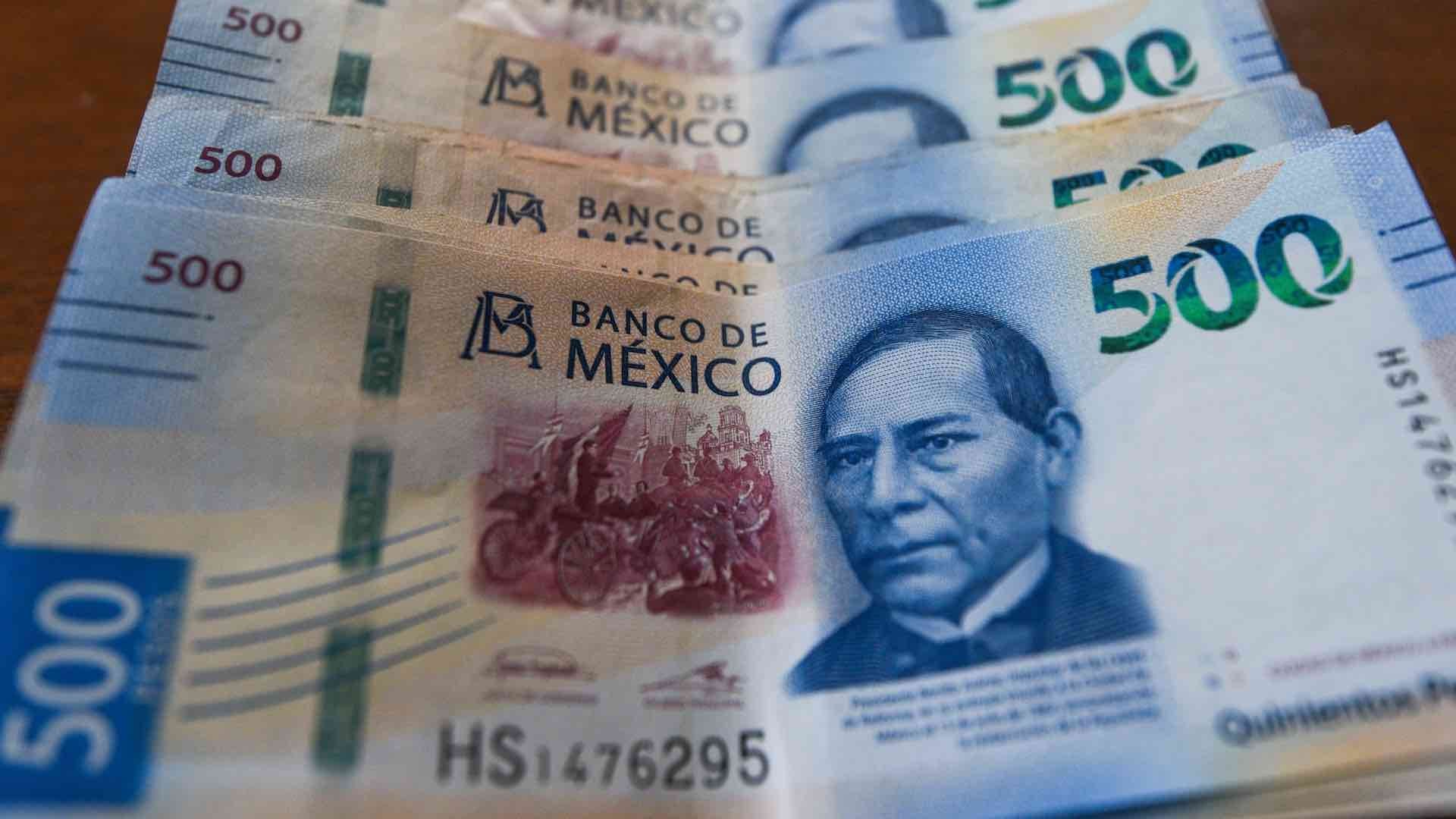 Los bancos tienen líneas telefónicas de 'Atención al cliente' y aplicaciones móviles