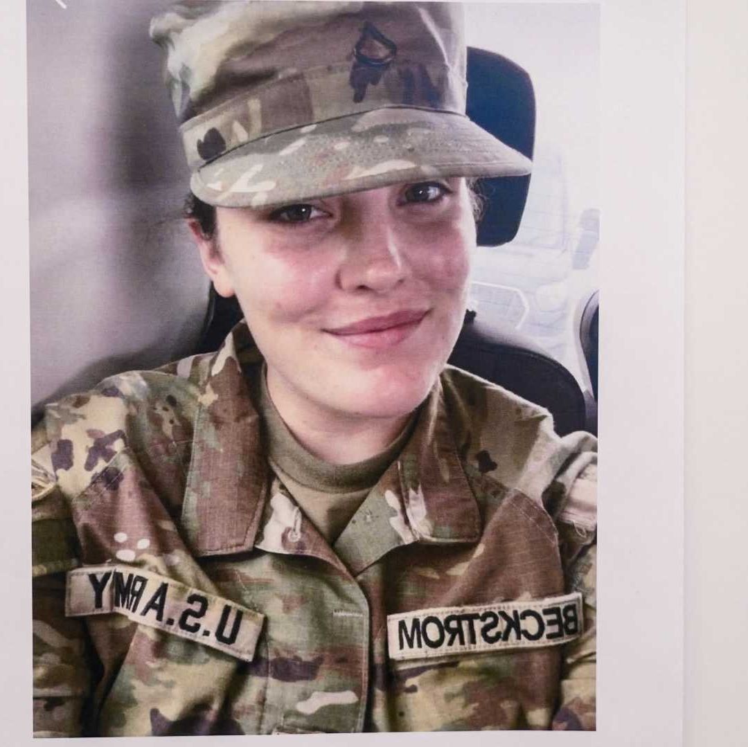 Confirman muerte de agente de la Guardia Nacional Sarah Beckstrom