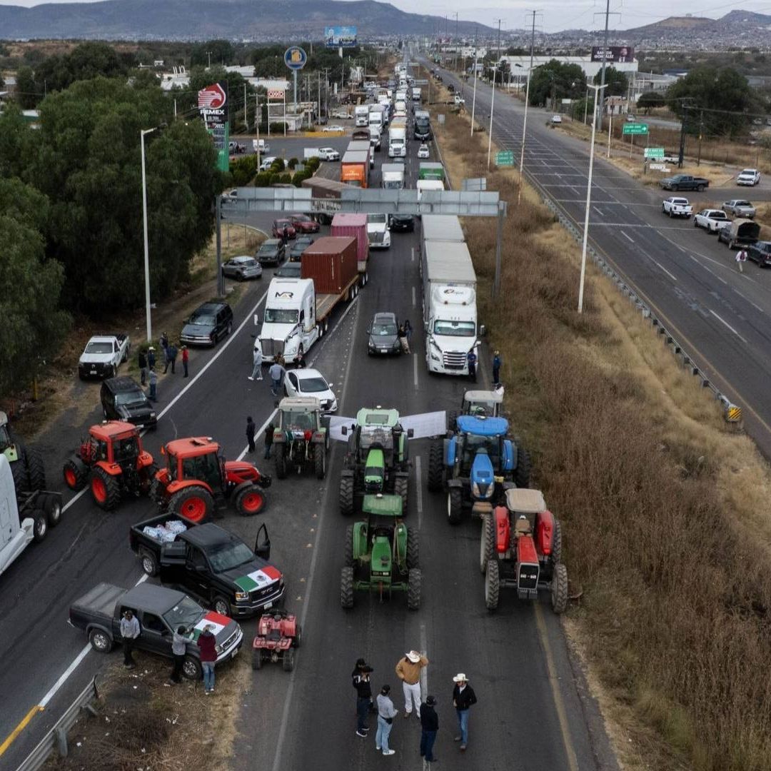 Bloqueos de Agricultores por Ley de Aguas Nacional: ¿En Qué Carreteras Hay Afectaciones Hoy?