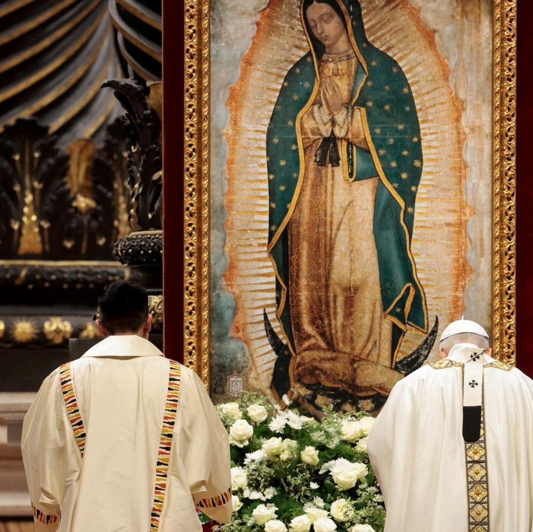 El papa León XIV oficia misa por el Día de la Virgen de Guadalupe 2025, en el Vaticano