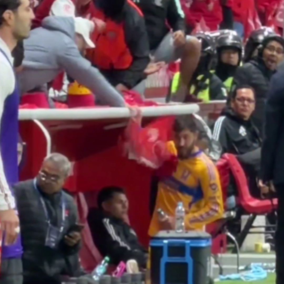 El episodio fue calificado por comentaristas deportivos como un acto completamente inaceptable.