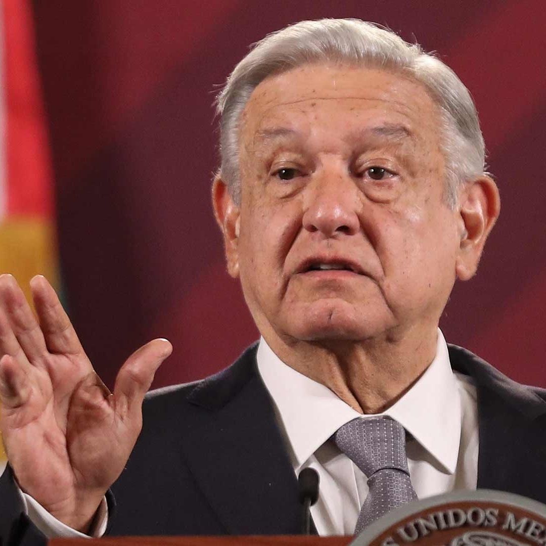 AMLO critió al cineasta Luis Estrada y dijo que es un churro la película Que viva México