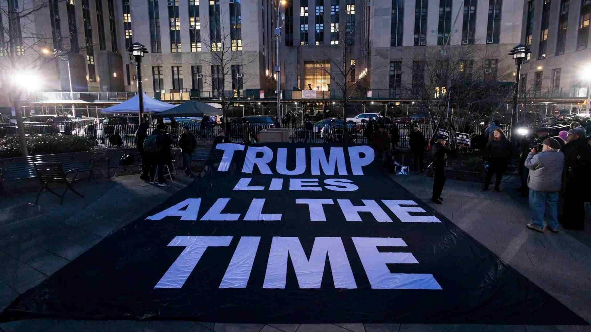 Donald Trump Imputado, Incendio en Ciudad Juárez, Día del Taco Nmas Podcast