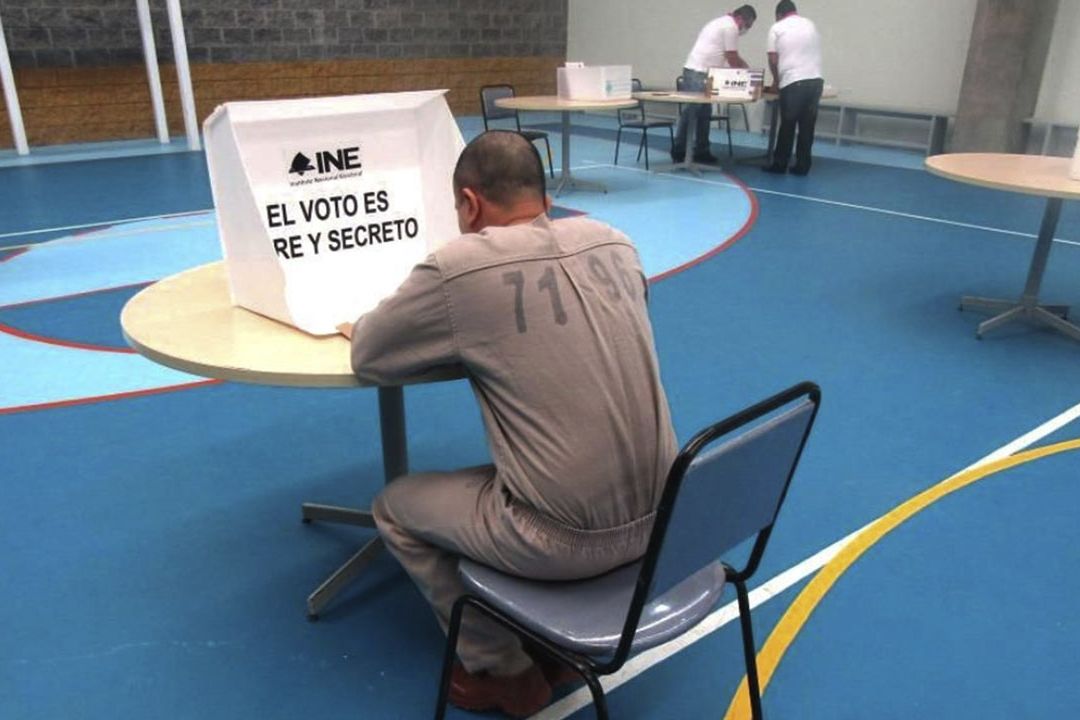 Presonas en prisión preventiva podrán votar si tienen credencial del INE