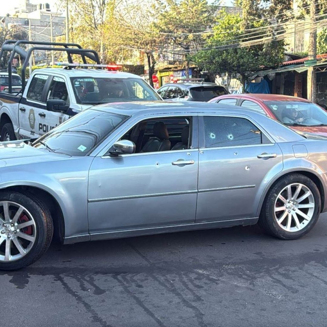 Así quedó el auto que fue atacado a tiros en calles de Popular Santa Teresa