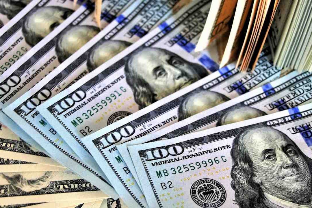 Checa cuál es el precio del dólar hoy 4 de abril de 2023.