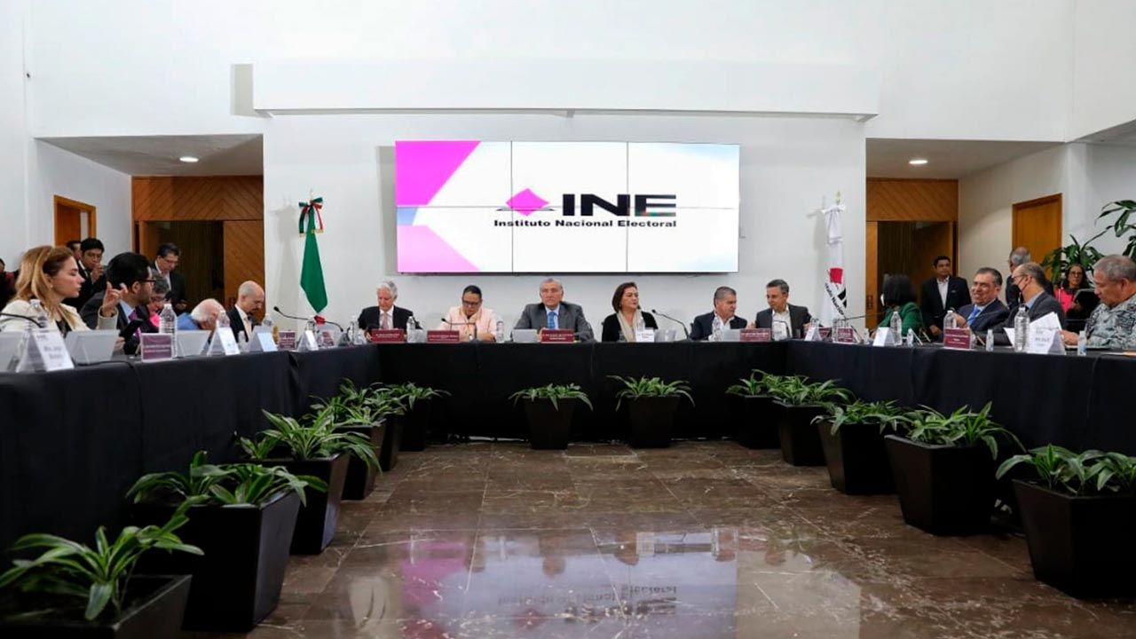 Reunión en el INE sobre proceso electoral en Edomex y Coahuila