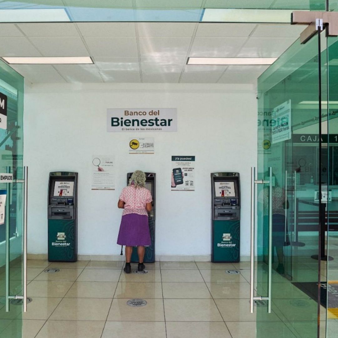 Lista de bancos que sí abren el 12 de diciembre 2025 en México horario que trabajan sucursales
