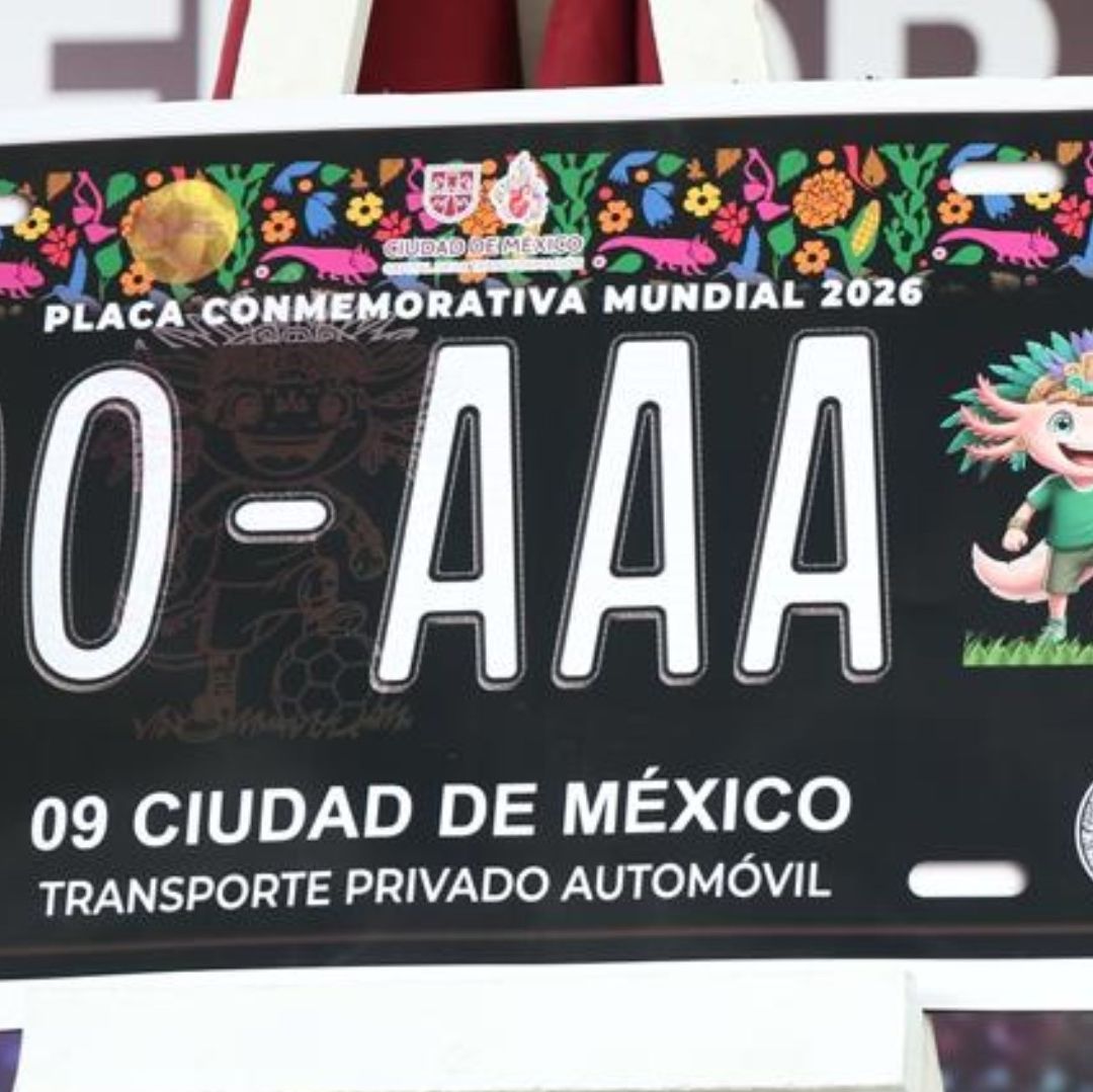 Placa conmemorativa del Mundial 2026.