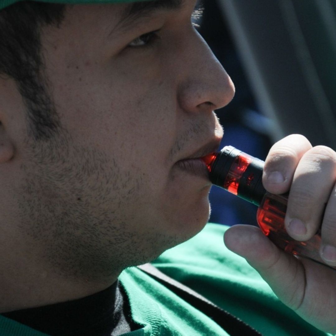 Senado Aprueba en lo General Ley de Salud que Prohíbe Cigarrillos Electrónicos y Vapeadores