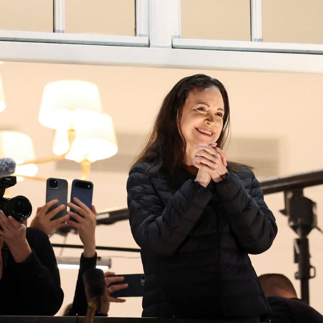 María Corina Machado, Premio Nobel de la Paz 2025, Llega a Oslo tras Salida de Venezuela