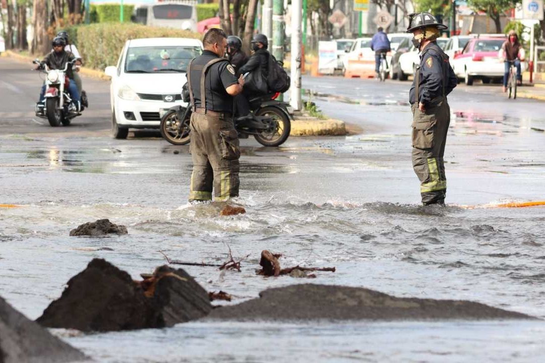Sacmex Atiende Hasta 12 Mil Fugas de Agua al Año en CDMX