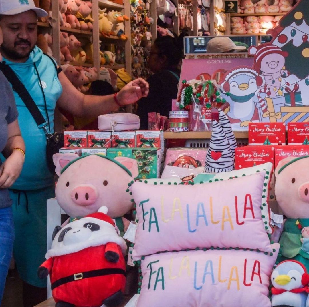 Intercambio Navideño 2025: Ideas de Regalos que Puedes Comprar por $200 Pesos